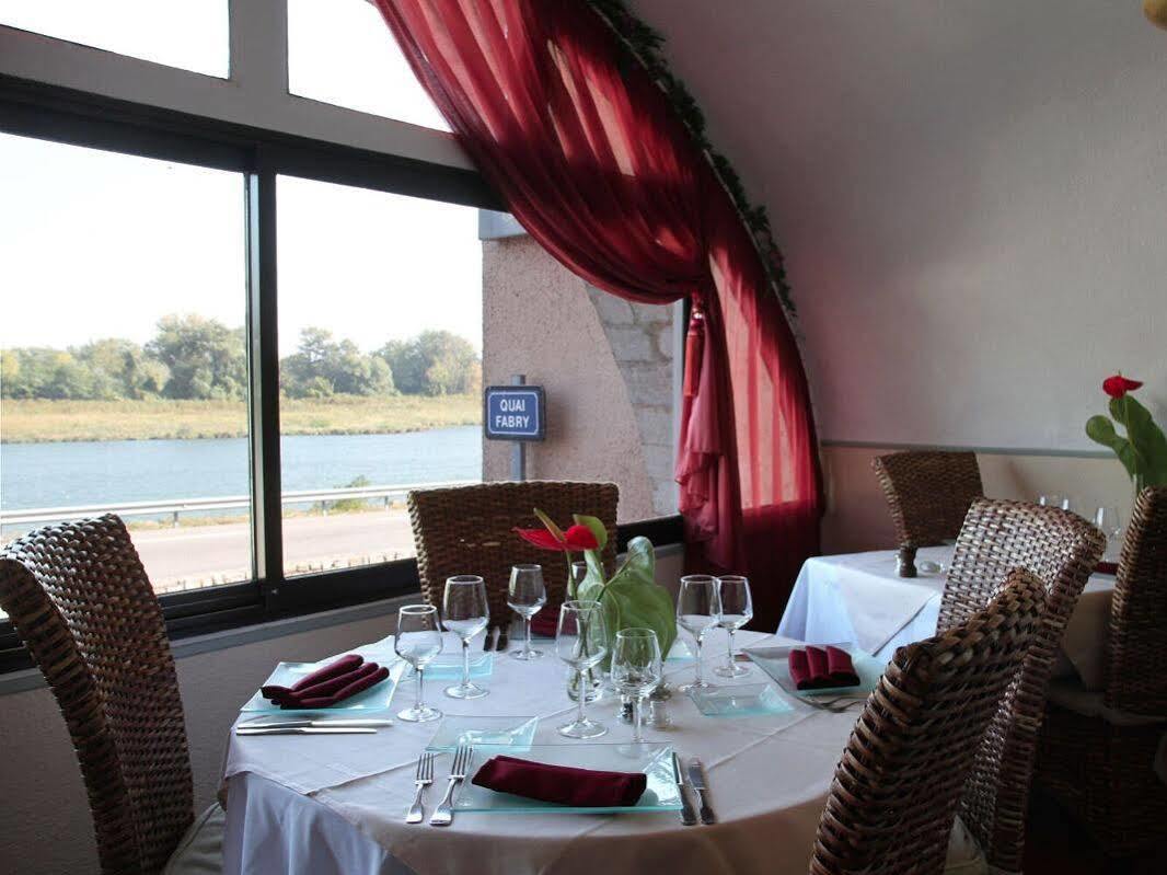 Logis Hotel Le Prieure บูร์ก-แซ็ง-ต็องเดอ็อล ภายนอก รูปภาพ